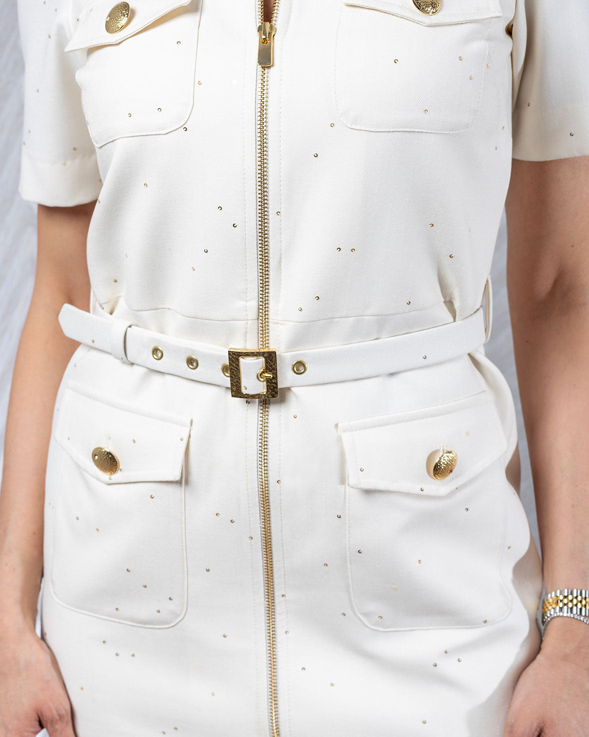 EcruEssence | Gizia Classic Short Ecru Dress