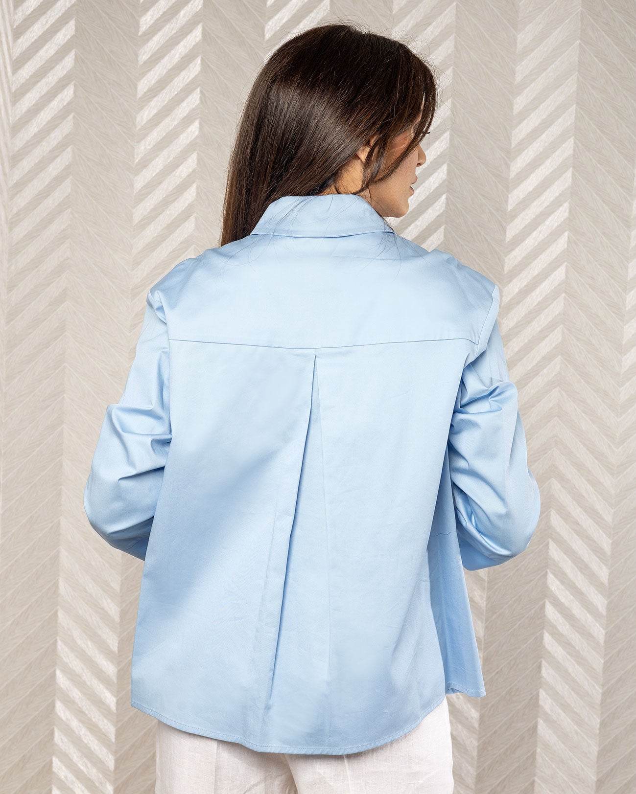 BlueWhisper | Gizia Classic Lace-Patterned Blue Shirt