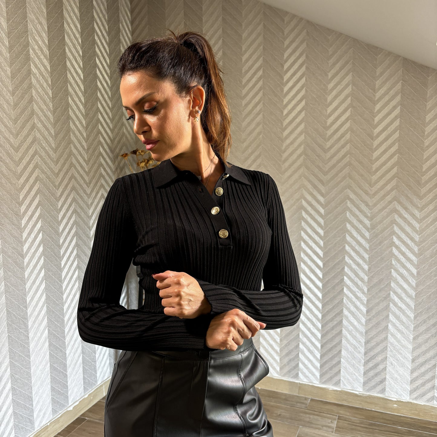 Noira | Black Tricot Long-Sleeve Polo