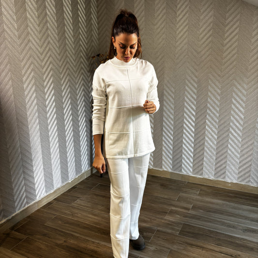 Alviera | White Wool Set