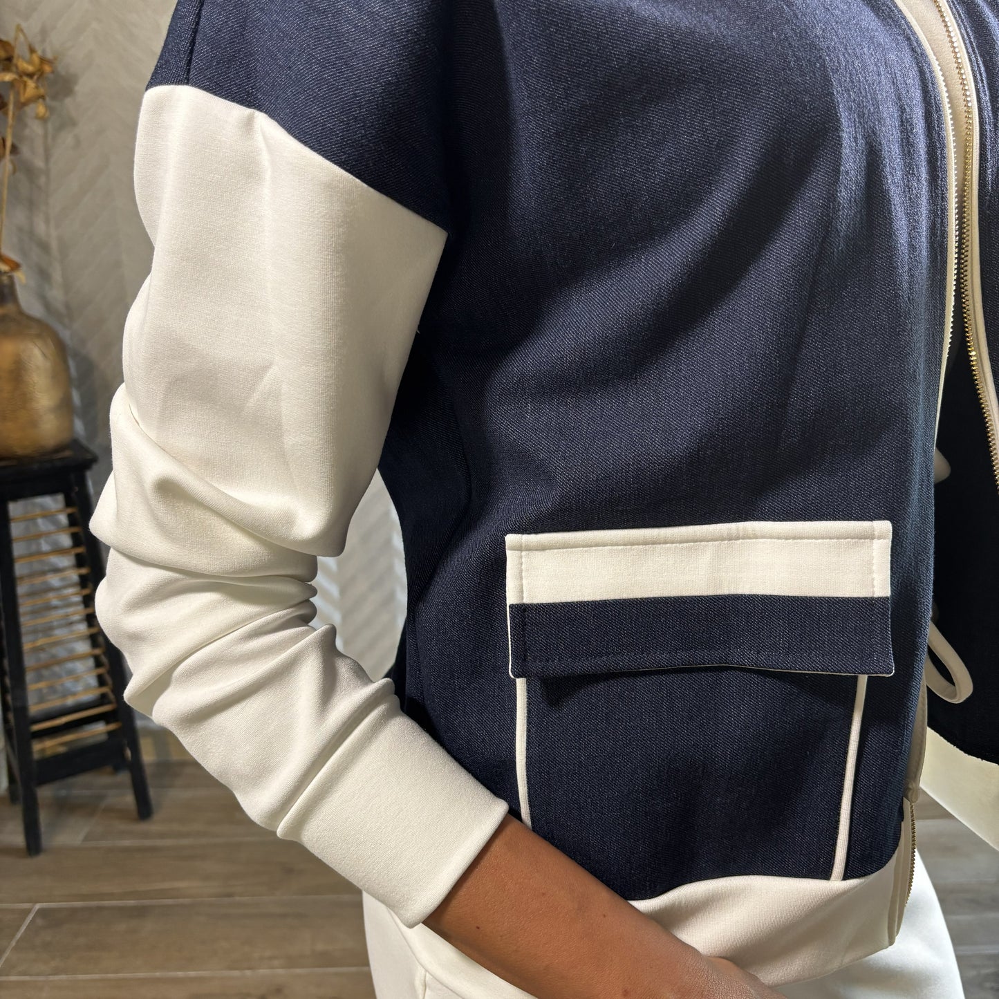 Lyrane | White & Navy Blue Jogging Set
