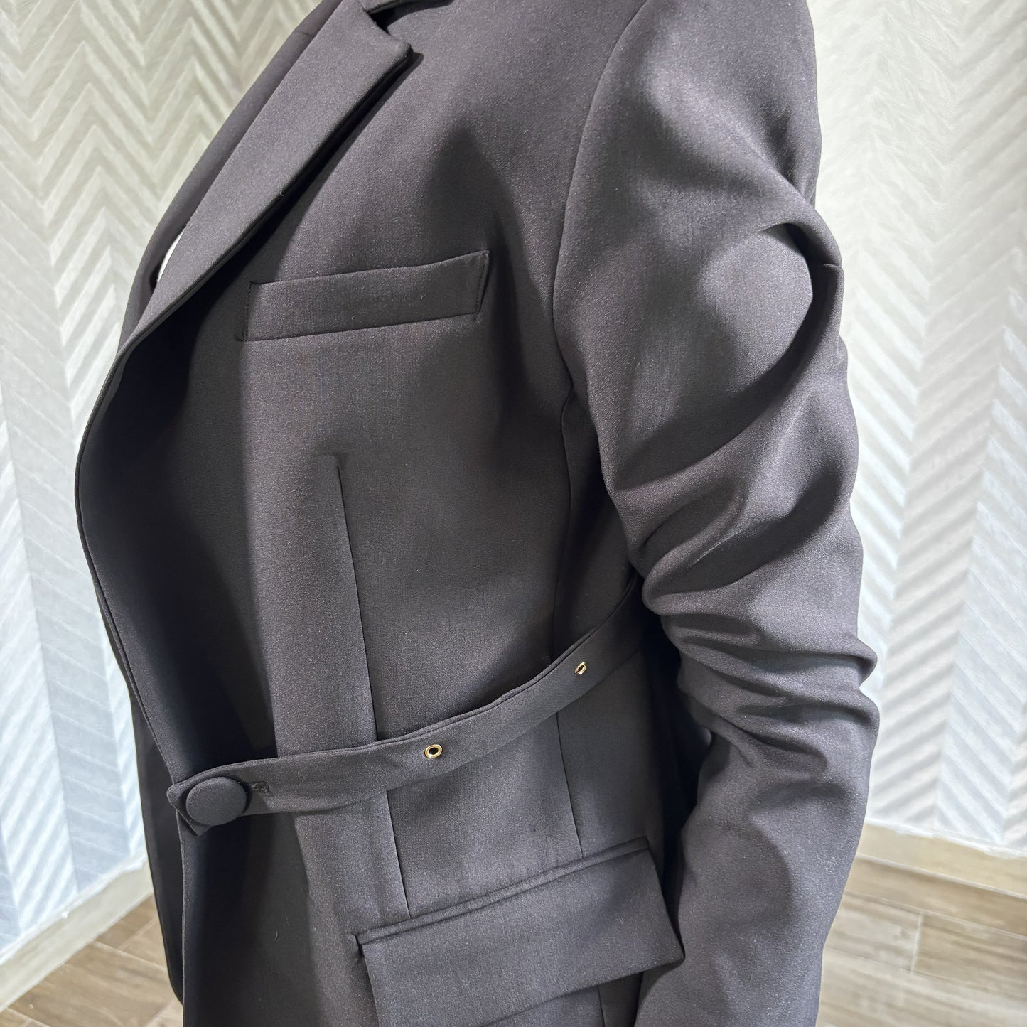 Noirane | Black Blazer with Front-Wrapping Detachable Belt