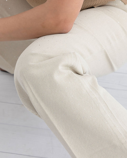 High-Waisted Straight Leg Jeans with Subtle Strass