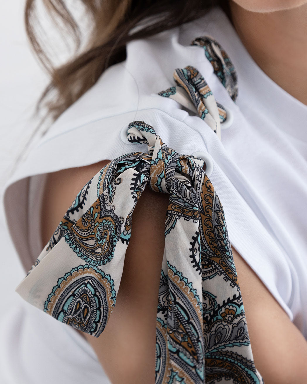 Tessora | Patterned Pants & Cotton Top Set