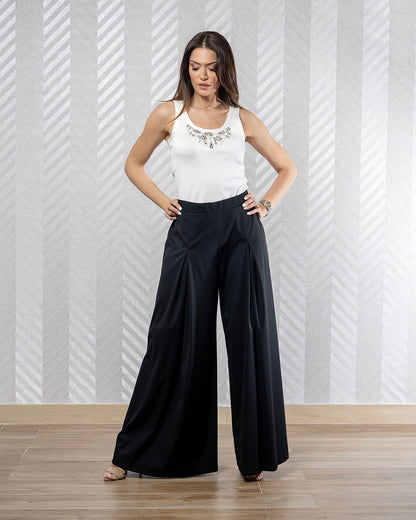 FlowForm | Kiwe by Gizia Pleated Relaxed Fit Trousers – Available in Yellow and Black