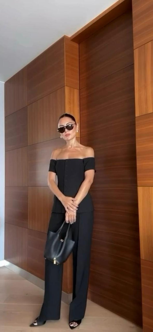 Larin | Off Shoulder Buttoned Black Top