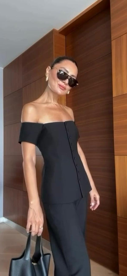 Larin | Off Shoulder Buttoned Black Top