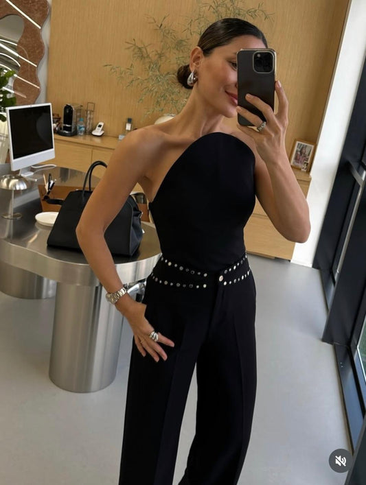 Roth | Sleeveless Round-Neck Black Top